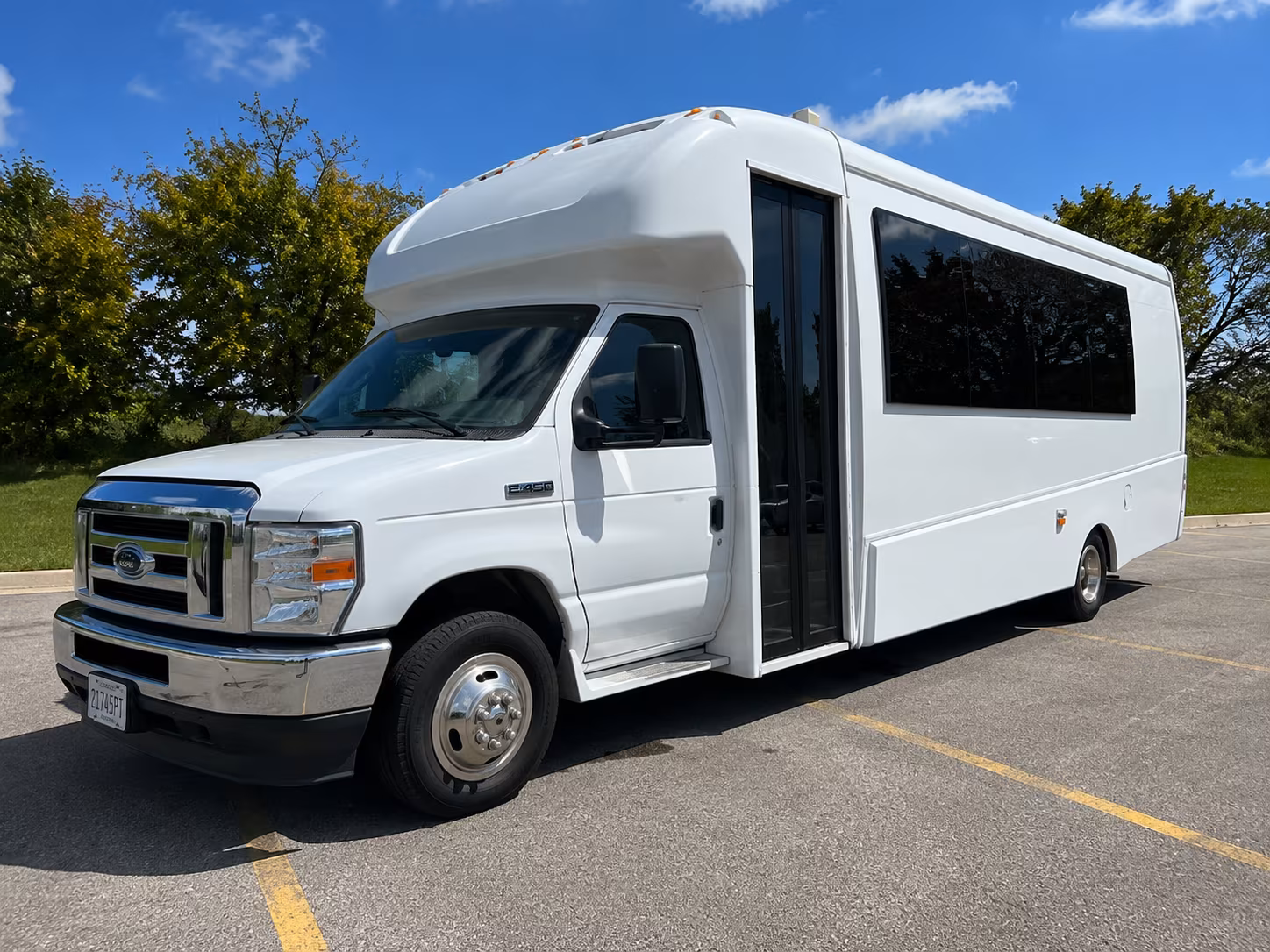 Ann Arbor Birthday, Sweet 16, & Quinceañera Party Bus Rentals