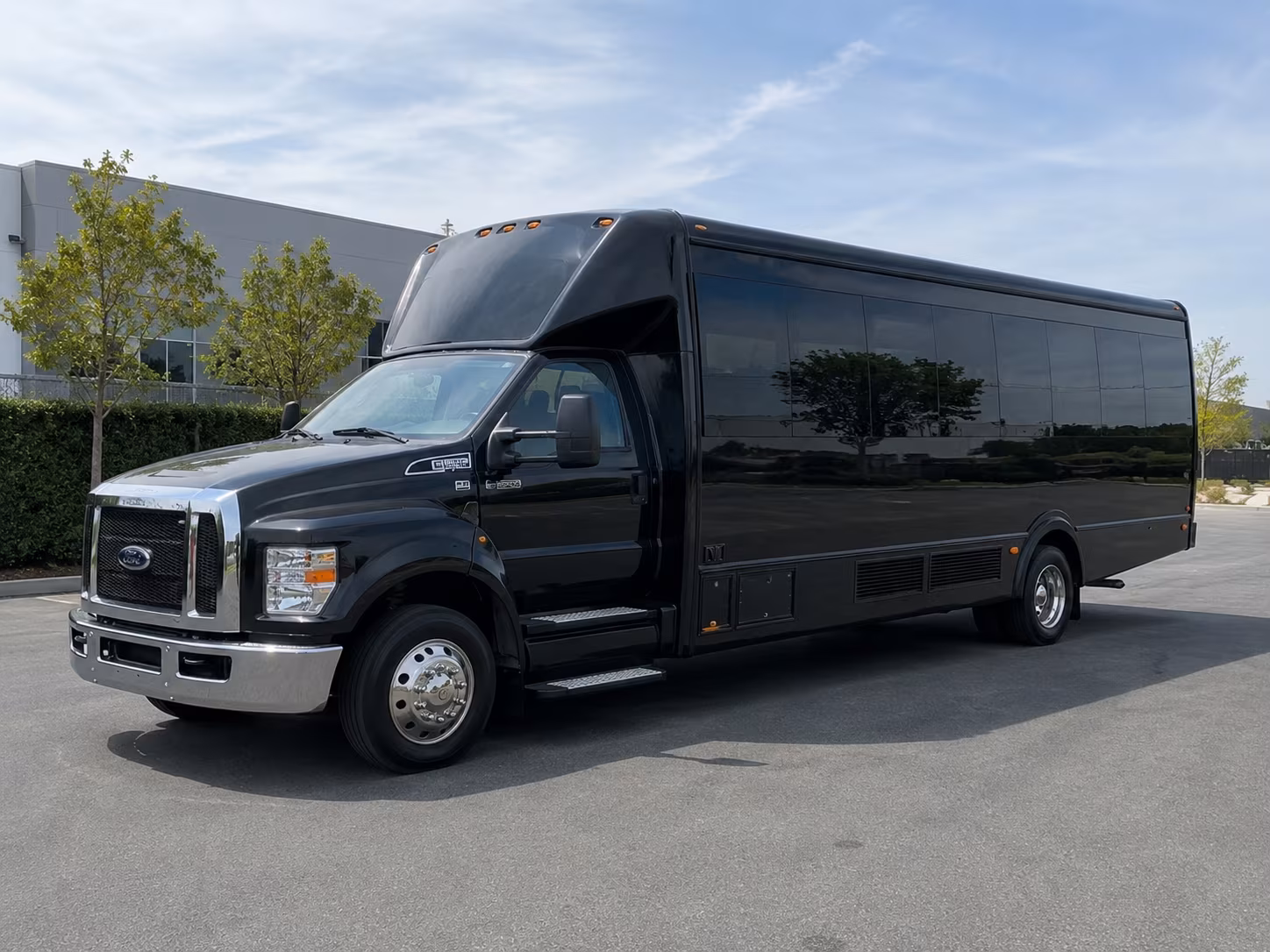 Toledo Birthday, Sweet 16, & Quinceañera Transportation group transportation